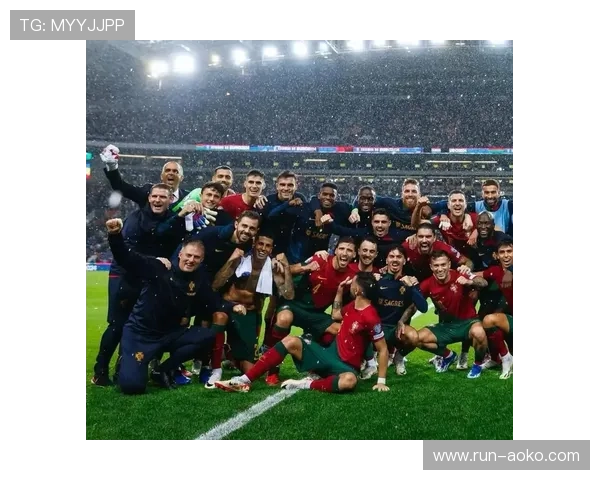 以足球球星24号为核心探索其传奇之路与职业成就的背后故事