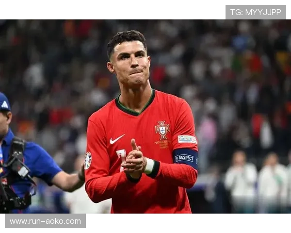 足球传奇之巅 盘点全球历史前十球星的辉煌与成就